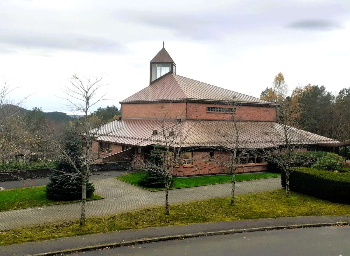 Plakat for Gudsteneste i Nysæter kyrkje